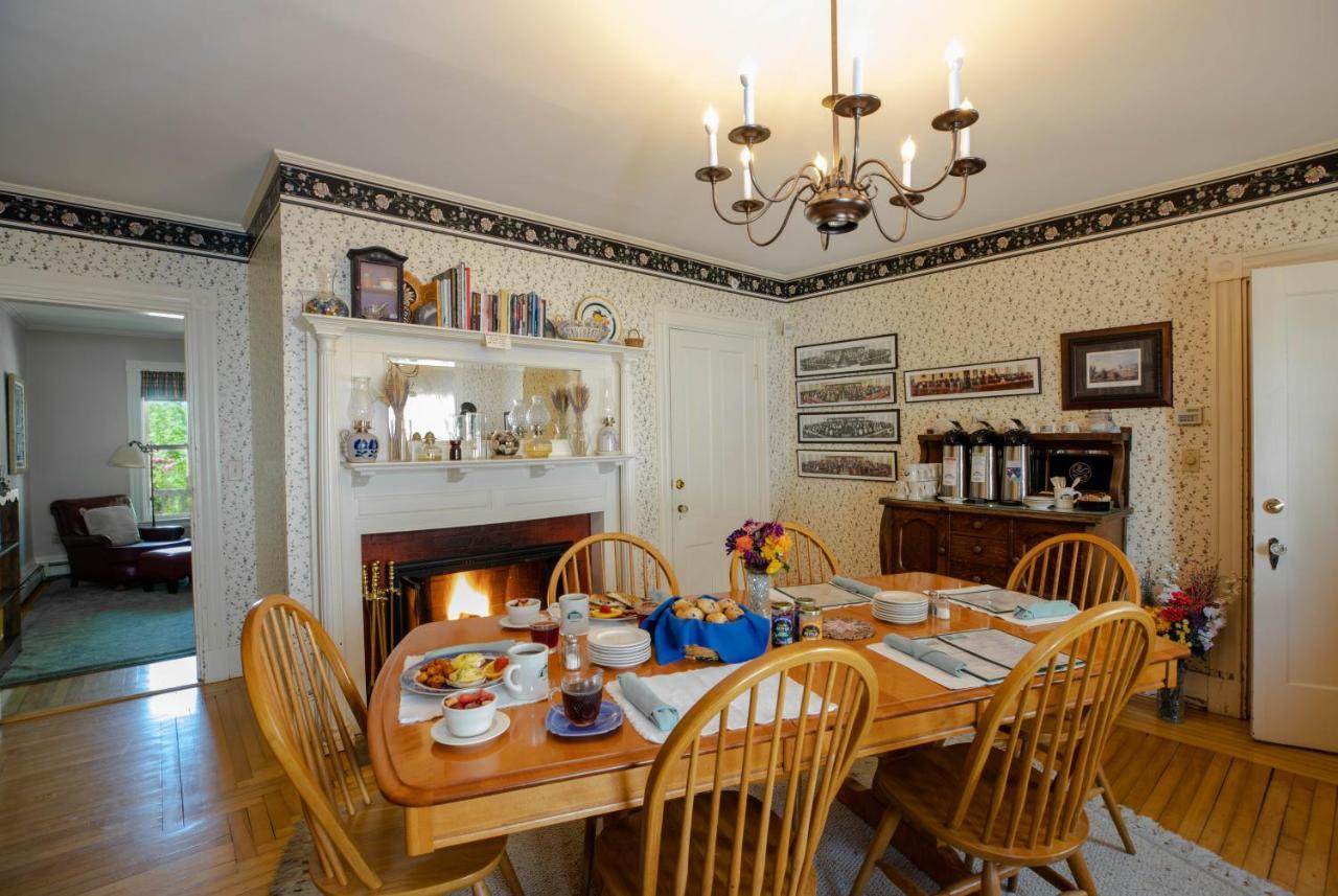 Maple Hill Farm Inn オーガスタ エクステリア 写真